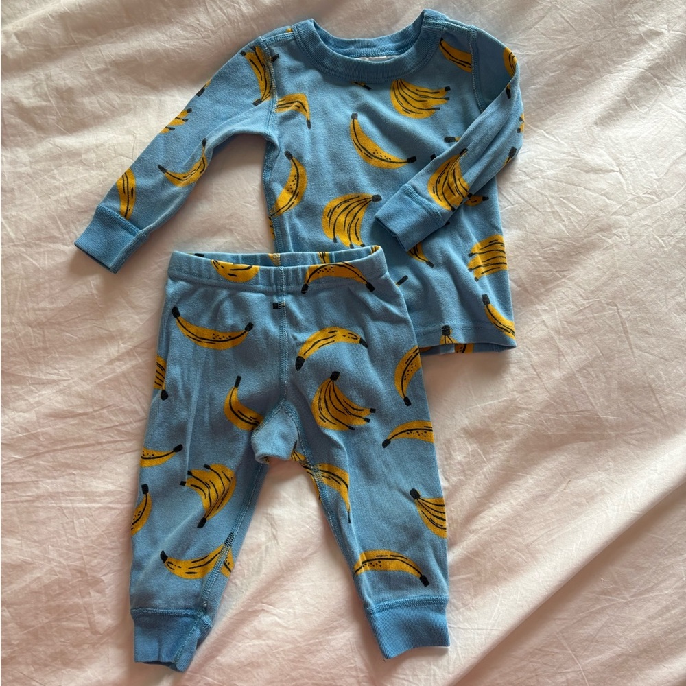 Hanna Andersson Blue Banana Print 12-18 mo Pajama Set